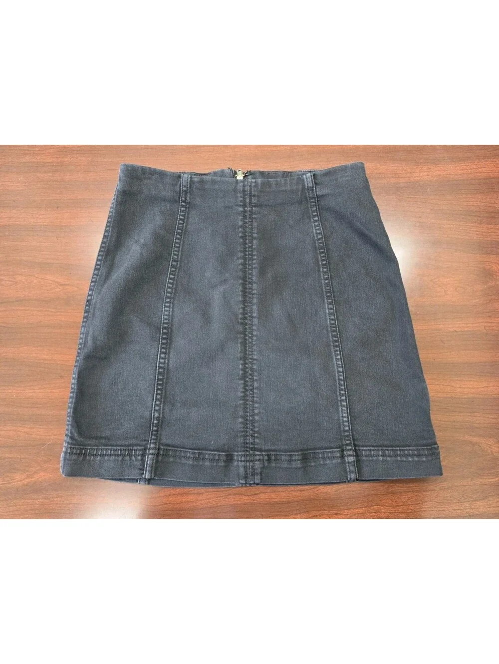 Free People Black Stretch Denim Mini Pencil Skirt Back Zip Paneled Womens M
